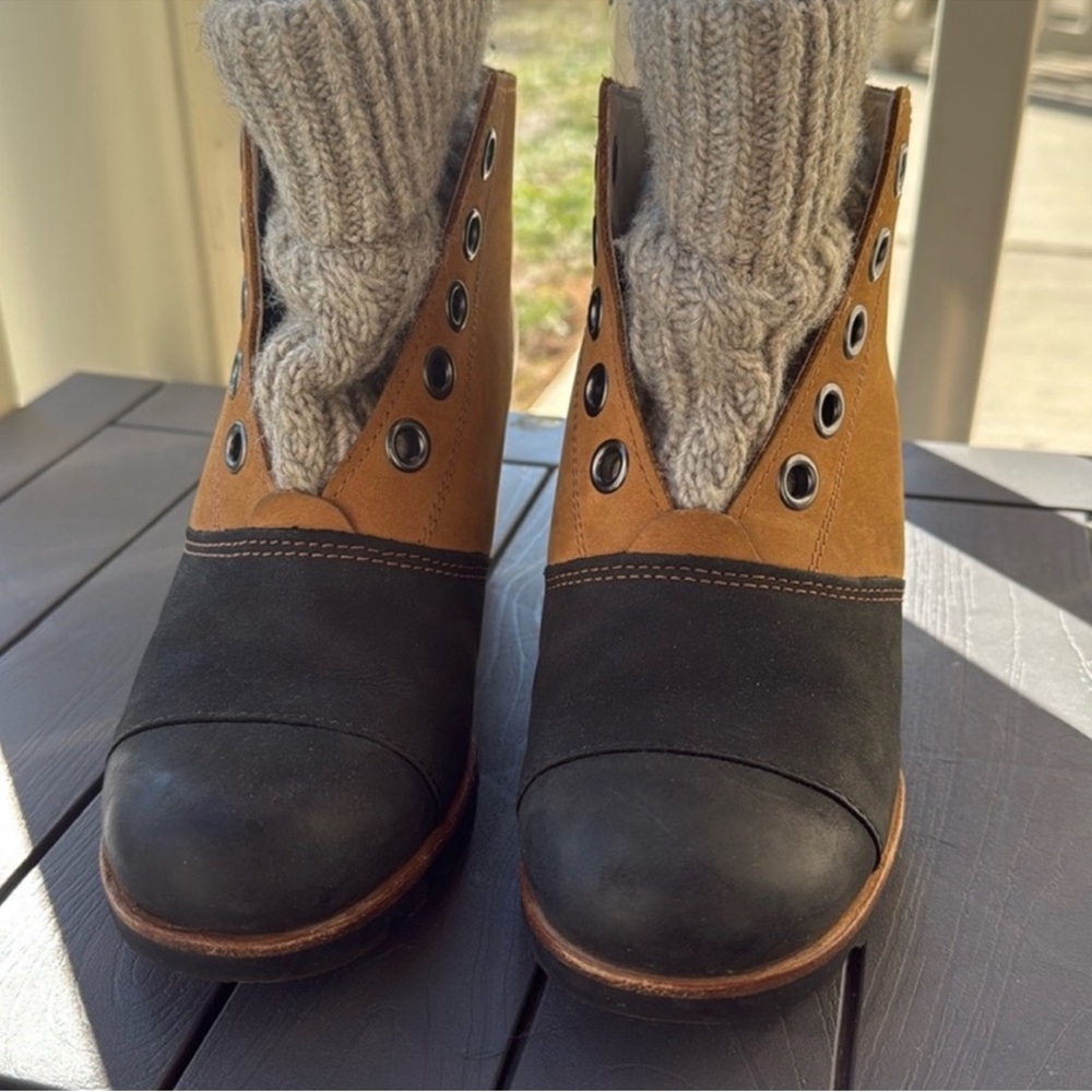 Sorel Joanie Sweater Boots Booties Wedge - Picture 3 of 6